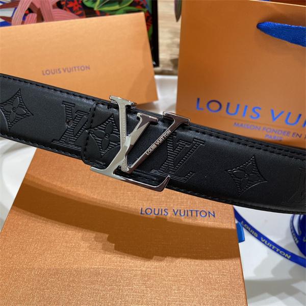 クラシカルな表情 LOUIS VUITTON ルイヴィトン コピー レザーベルト ジャケットコーデにも好相性 指名買い候補