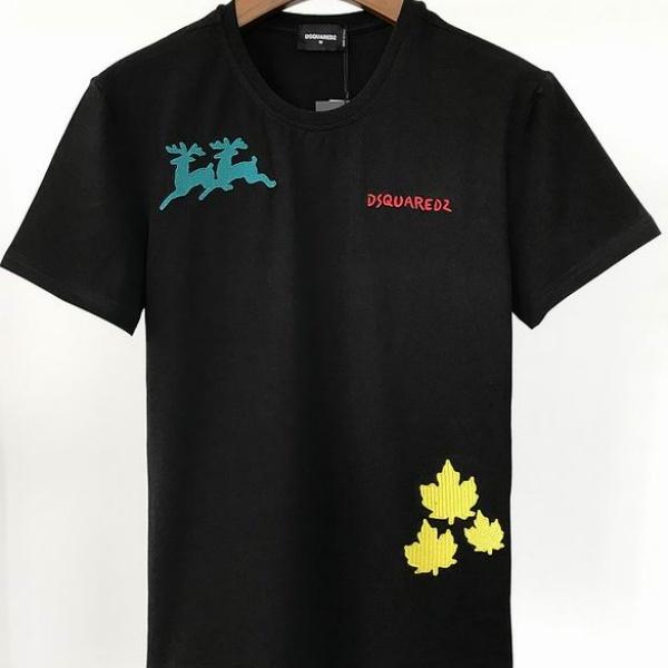 DSQUARED2 コピー  注目度急伸 ディアモチーフ刺繍 半袖Tシャツ メープルアクセント すっきり映えるデザイン
