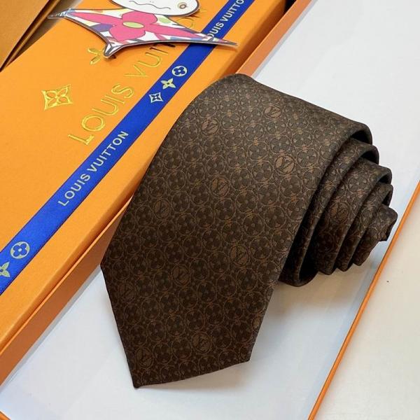 着け心地★ ルイヴィトンネクタイコピー★高級感ある質感が好評誕生日や昇進祝いに Louis Vuitton 新作
