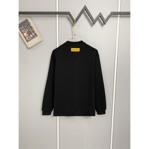 話題度上昇 LOUIS VUITTON コピー メンズ ロングスリーブTシャツ ダメージLVグラフィック バックロゴ映え