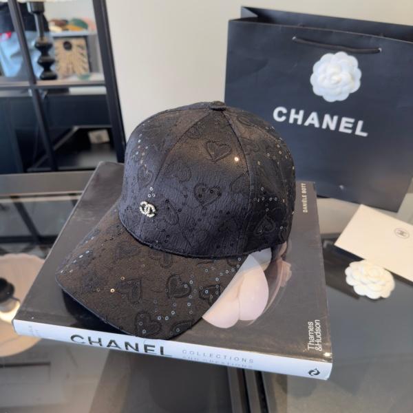CHANEL コピー 激安 注目度急伸 フラワー刺繍 スパンコール ベースボールキャップ ラインストーン 上品見え レディース帽子