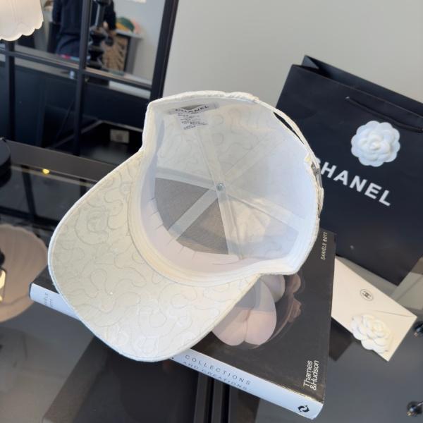 CHANEL コピー 激安 注目度急伸 フラワー刺繍 スパンコール ベースボールキャップ ラインストーン 上品見え レディース帽子