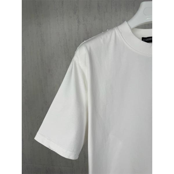 ゴシック意匠 CHROME HEARTS クロムハーツ コピー クルーネックTシャツ サークルレタリング フローラルクロス構成