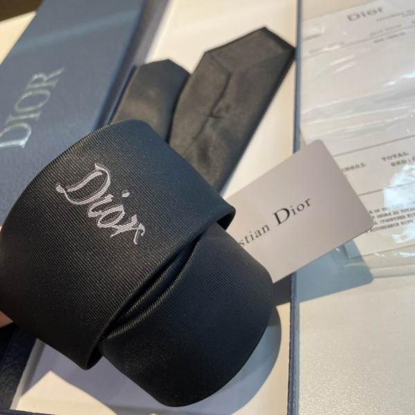 高級 シルク ブランド メンズ おしゃれ ディオールネクタイ コピーDIOR 2026トレンド新作
