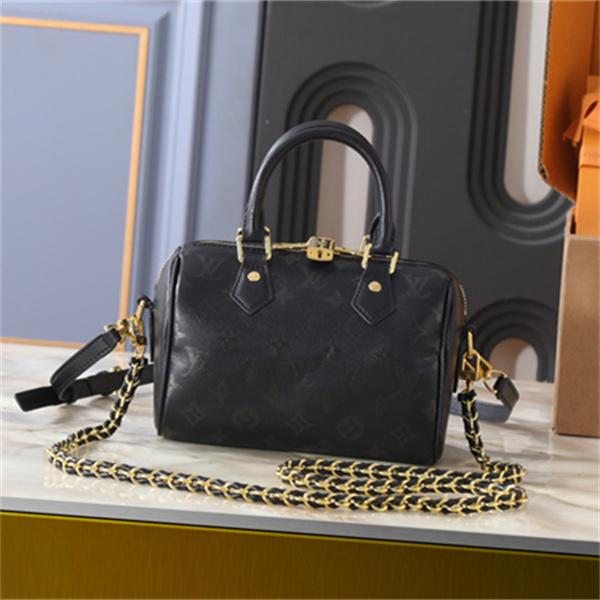 チェーン使いが際立つ LOUIS VUITTON ルイヴィトン コピー 2WAYバッグ ミニボストン ファスナートップ 都会派仕様