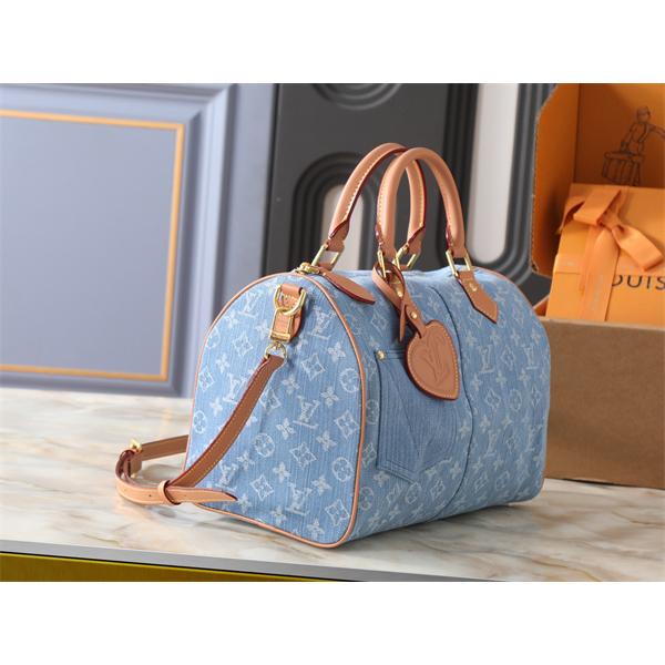 デニム素材が映える LOUIS VUITTON ルイヴィトン コピー ハンドバッグ フロントポケット レザーハンドル 旅映えフォルム