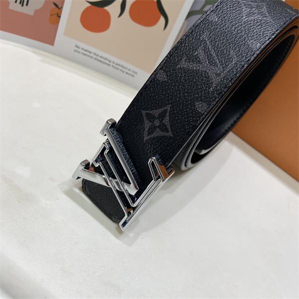 金属の輝き際立つ LOUIS VUITTON ルイヴィトン コピー ワイドベルト モノグラム総柄 立体ロゴ金具
