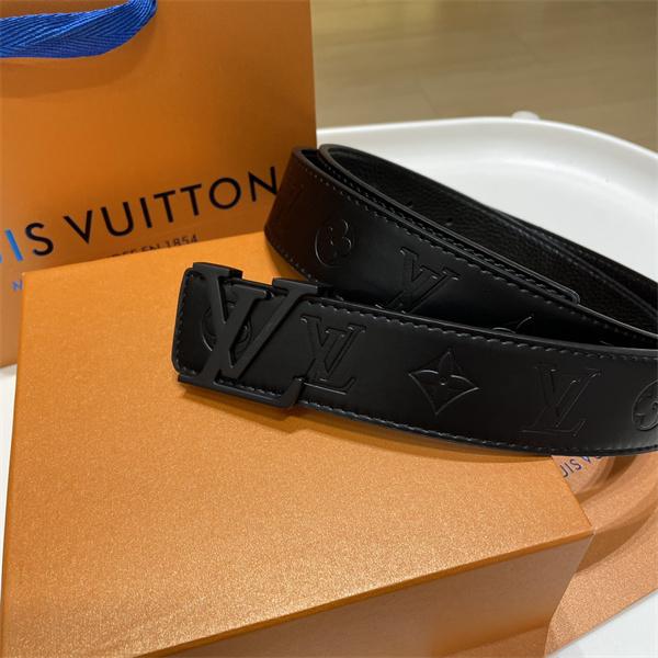 LOUIS VUITTON ルイヴィトン コピー メンズ ベルト エンボスモノグラム 同色LVバックル 立体ロゴ仕様