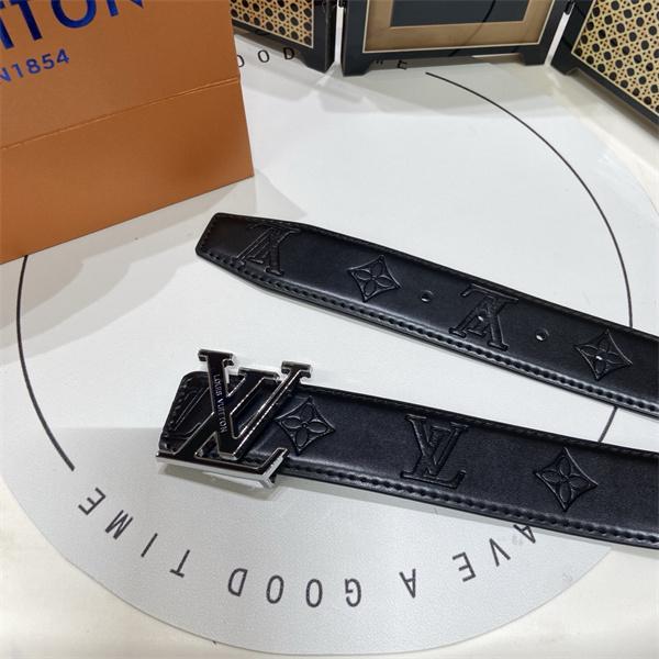 レリーフ柄際立つ LOUIS VUITTON ルイヴィトン コピー ワイドベルト 立体モノグラム メタルエッジ金具