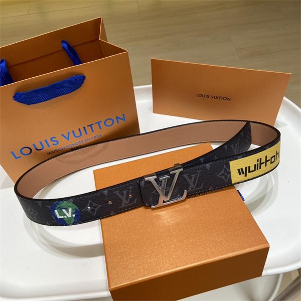 ラベルアート仕様 LOUIS VUITTON ルイヴィトン コピー ワイドベルト タイポグラフィ総柄 メタルLVアクセント