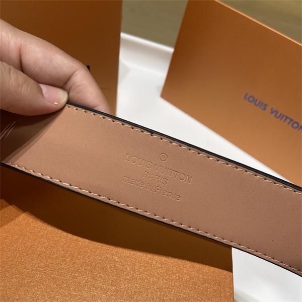 ラベルアート仕様 LOUIS VUITTON ルイヴィトン コピー ワイドベルト タイポグラフィ総柄 メタルLVアクセント