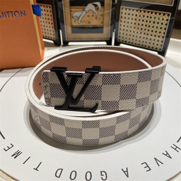 モノトーン映え LOUIS VUITTON ルイヴィトン コピー ワイドベルト ダミエパターン 黒金具アクセント