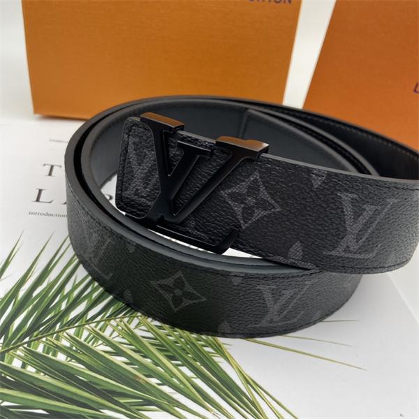 シックな存在感 LOUIS VUITTON ルイヴィトン コピー ワイドベルト グレーモノグラム 同色ロゴ金具