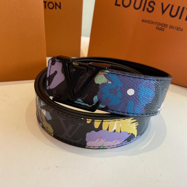 彩色モチーフが映える LOUIS VUITTON ルイヴィトン コピー ワイドベルト ペイントグラフィック ボタニカル意匠
