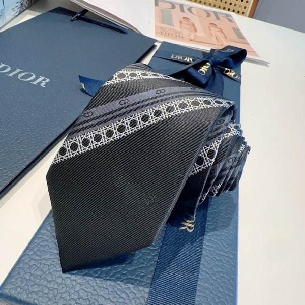 おしゃれ☆☆ディオールネクタイコピーDIOR 結婚式 卒業式 入学式 プレゼント ギフト