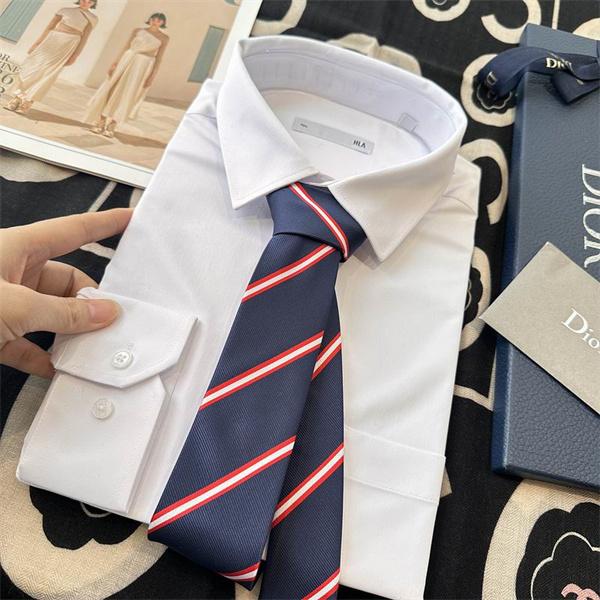 定番  シルク100% ☆DIOR ディオールネクタイコピー2026トレンド上品おしゃれコーディネート