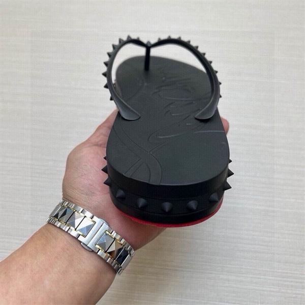 2026トレンド☆ルブタンサンダルスーパーコピー CHRISTIAN LOUBOUTIN人気最新黒色ビーチサンダル