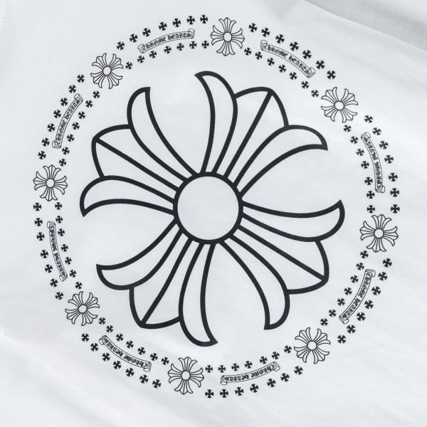 Chrome Hearts コピー バックサークルクロス ロングスリーブTシャツ 胸ポケット仕様 ゴシックロゴ 存在感抜群 注目モデル