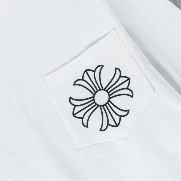 Chrome Hearts コピー バックサークルクロス ロングスリーブTシャツ 胸ポケット仕様 ゴシックロゴ 存在感抜群 注目モデル