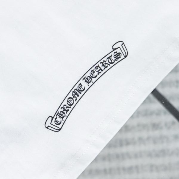 Chrome Hearts コピー バックサークルクロス ロングスリーブTシャツ 胸ポケット仕様 ゴシックロゴ 存在感抜群 注目モデル