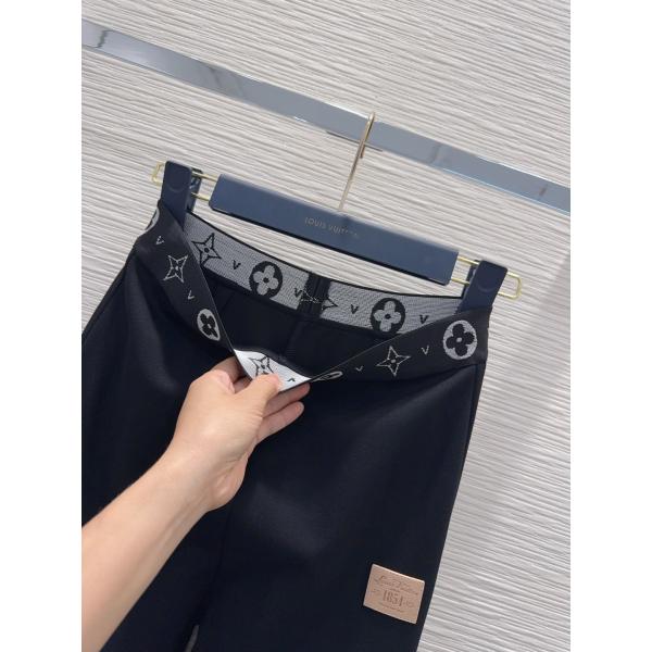 脚長ラインが映える LOUIS VUITTON ルイヴィトン コピー ブーツカットパンツ アイコンウエスト 裾広がりフォルム
