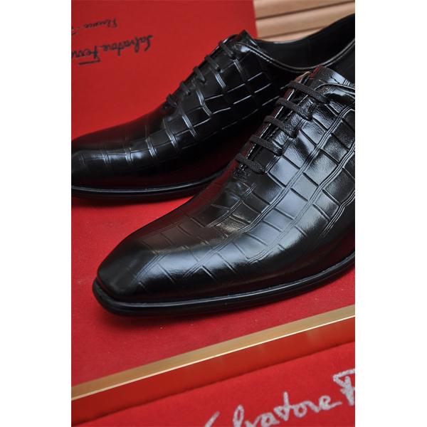新作★★SALVATORE FERRAGAMO フェラガモビジネスシューズコピーメンズ2026トレンド