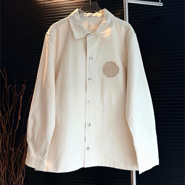 サンドアイボリー ワンポイントD刺繍 DIOR ディオール コピー メンズ ライトブルゾン クリーンデザイン 通勤コーデ