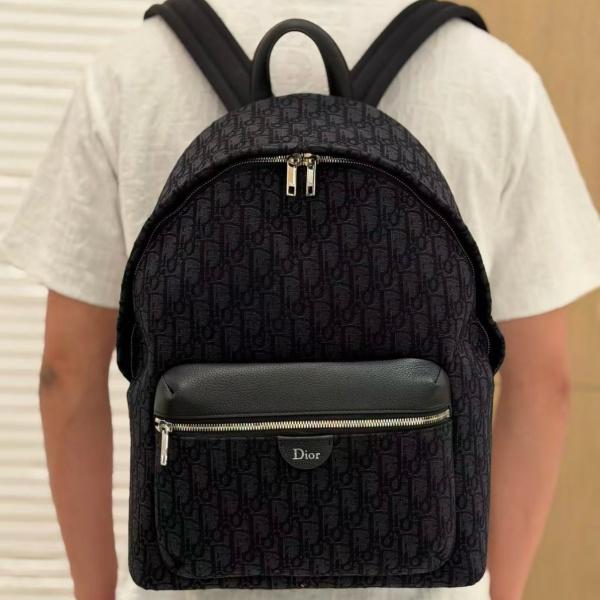 軽快な背負い心地 Dior Rider バックパック ディオール激安 ジャカード ワイドショルダー 大容量設計