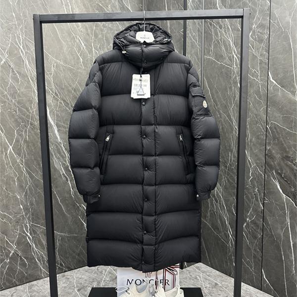 フード付き ワイドキルティング スリーブポケット MONCLER モンクレール コピー ロングダウンコート ウィンタースタイル
