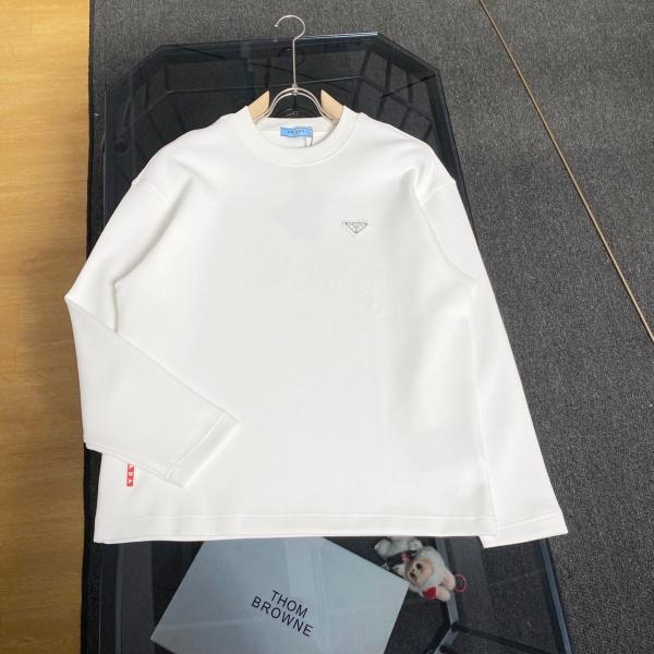 上品な素材感を楽しむ プラダ激安 長袖Tシャツ 珠地調テクスチャー PRADA デイリー仕様