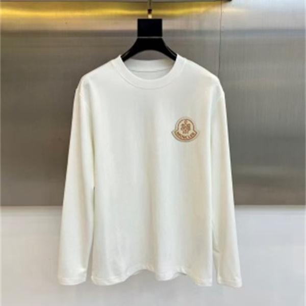 胸元エンブレム ブラック MONCLER モンクレール コピー ロンT シティカジュアル