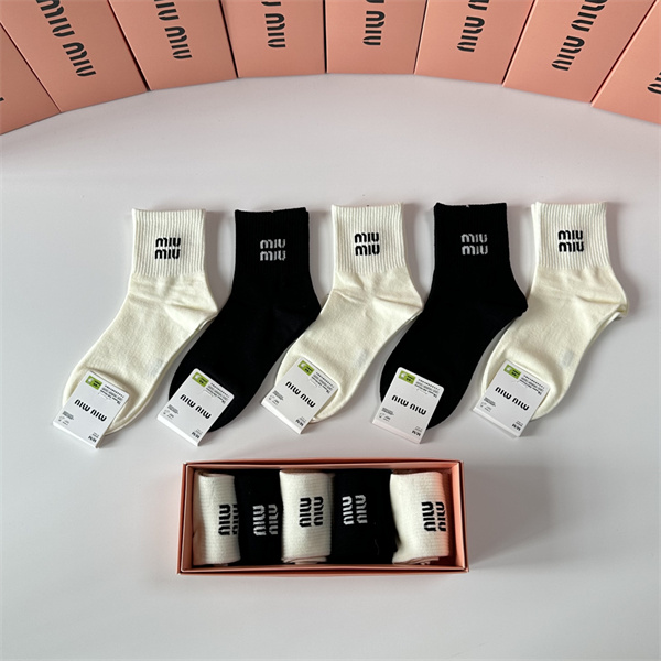 5点セット超人気ミュウミュウソックス コピー★★MIUMIU 2026トレンド秋冬