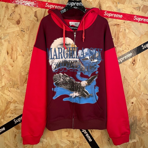 コラボグラフィック ジップアップパーカー シュプリーム激安 Supreme × MM6 メゾン マルジェラ レタリングプリント