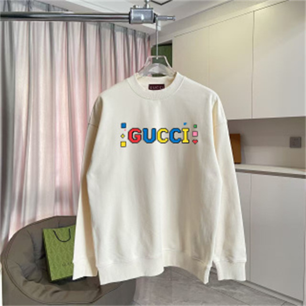 カラフルレタリング ピクセルグラフィック GUCCI グッチ コピー クルーネックスウェット ポップストリート