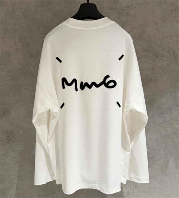 MM6メゾン マルジェラ 長袖Tシャツ コピー新発売 程よいゆとりのシルエット ♥Maison Margiela