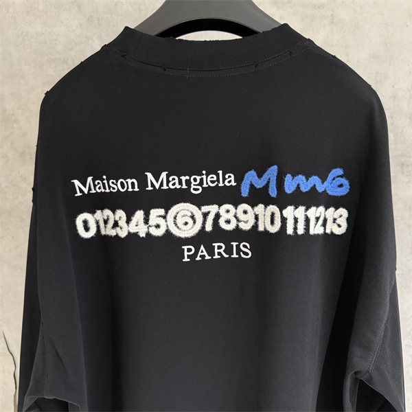 メゾン マルジェラMM6 長袖Tシャツ コピー2026秋冬最新オシャレ ♥Maison Margiela