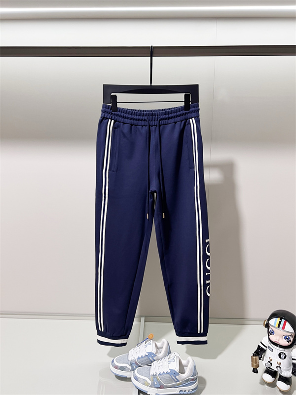 ダークネイビー ボーダーデザイン フーディー GUCCI グッチ コピー トラックセットアップ アーバンカレッジ