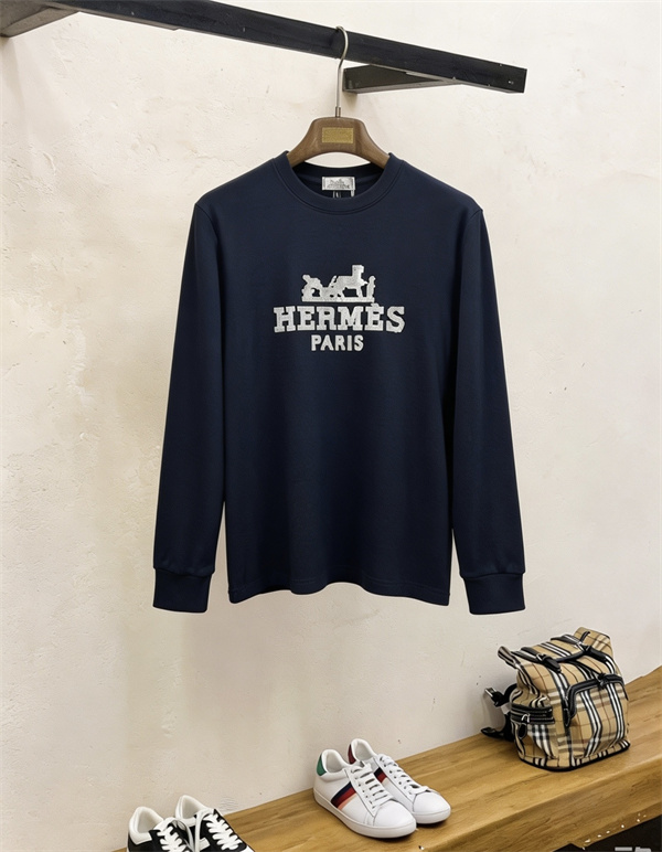 キャリッジグラフィック クラシックモチーフ HERMÈS エルメス コピー 長袖Tシャツ レトロカレッジ
