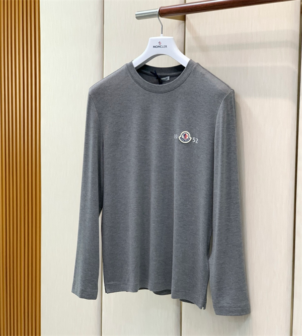 2026秋冬シリーズ Moncler モンクレール長袖tシャツコピー人気シンプルデザイン３色