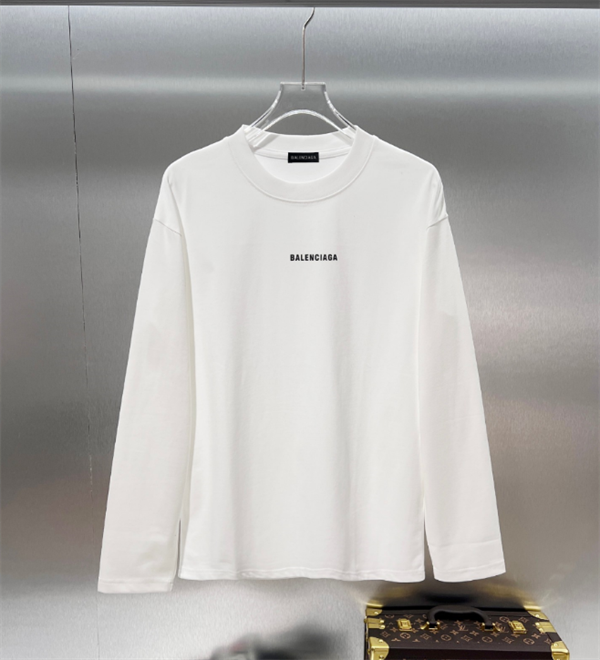 2026秋冬バレンシアガ長袖ｔシャツコピーカジュアルスタイルBALENCIAGA人気新作