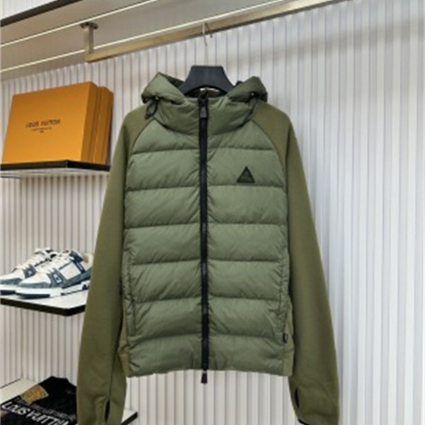 都会派スタイル 異素材仕立て MONCLER モンクレール コピー ダウンジャケット アーバンカジュアル