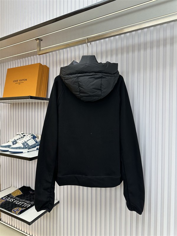 都会派スタイル 異素材仕立て MONCLER モンクレール コピー ダウンジャケット アーバンカジュアル