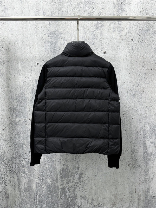 リブネック ニット切替 ショート丈 MONCLER モンクレール コピー レディースダウンジャケット アーバンカジュアル