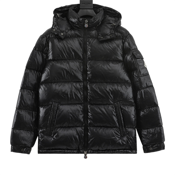 フード付き ショート丈 冬映え MONCLER モンクレール コピー レディースダウンジャケット アーバンエレガンス