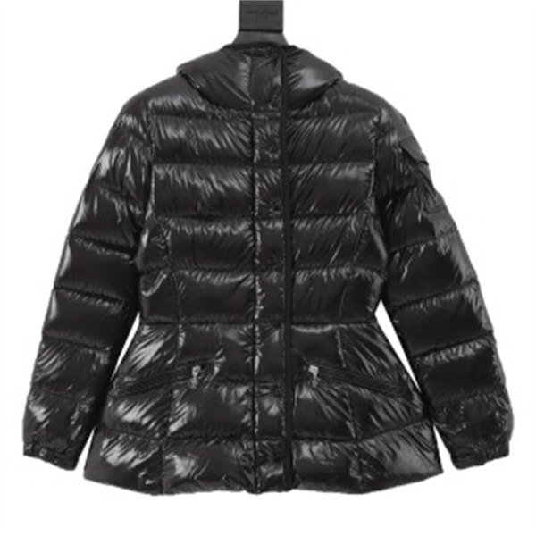 上品シルエット フード付き MONCLER モンクレール コピー パファージャケット ライトビジネス