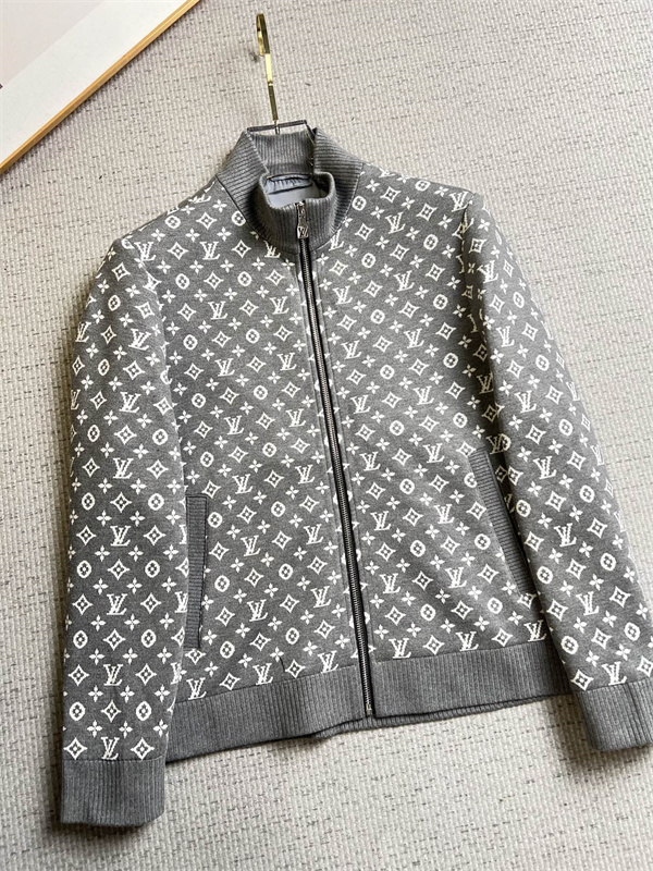 クラシカルムード モノグラム総柄 LOUIS VUITTON ルイヴィトン コピー ニットブルゾン メンズクラシック