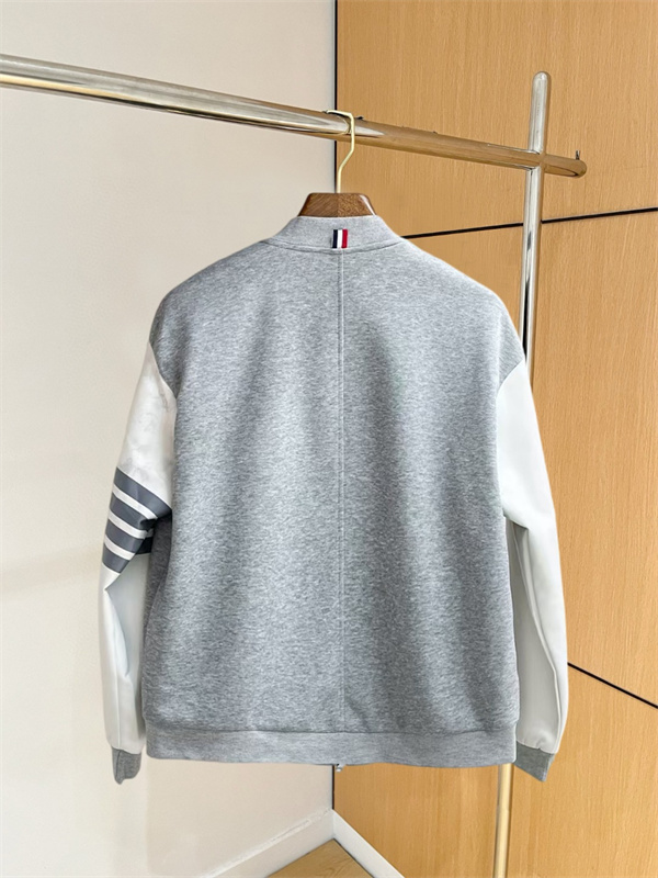 4BARライン プレッピースポーツ THOM BROWNE トムブラウン コピー ジップブルゾン メンズプレッピー
