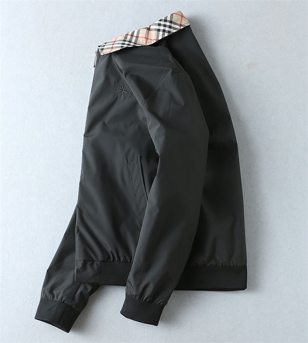 売れ行き好調 騎士モチーフ BURBERRY バーバリー コピー ジップジャケット デイリーカジュアル