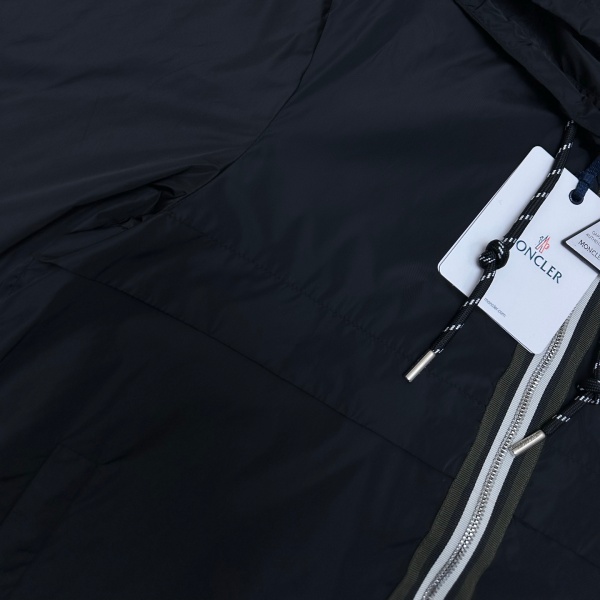 MONCLER モンクレール コピー 2026 Coquelicot Hooded Jacket フーデッド ナイロンジャケット 撥水 アウトドア ユニセックス
