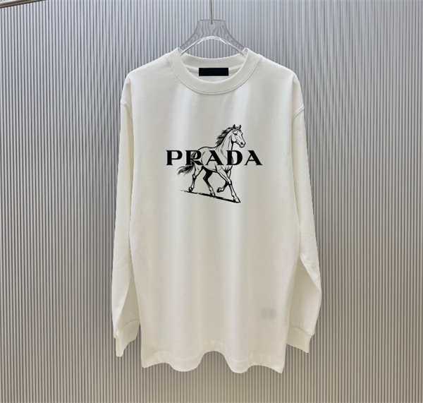 2026春夏新作 PRADA 大絶賛の履き心地 プラダ 長袖ｔシャツスーパーコピーブランド激安通販 専門店